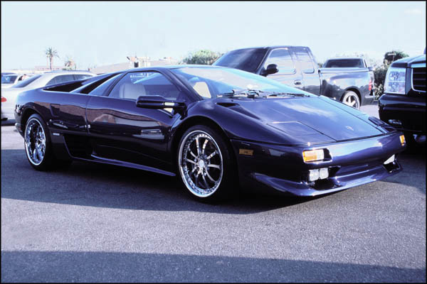lambo2.jpg